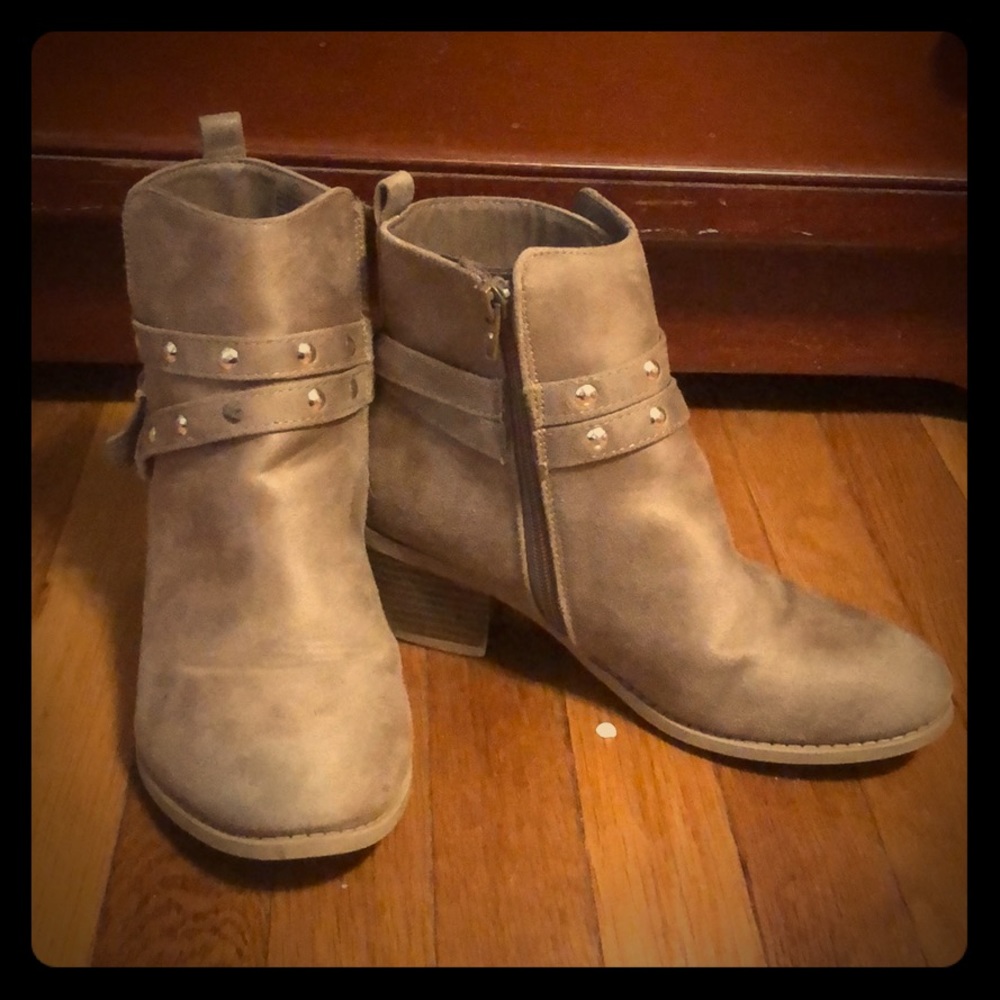 Justice Girls ankle booties